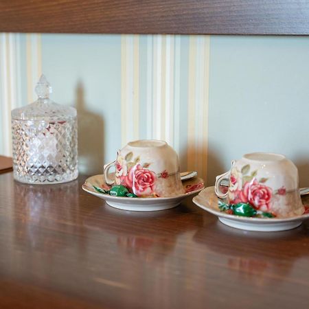 La Boheme Hotel Gíthio Kültér fotó