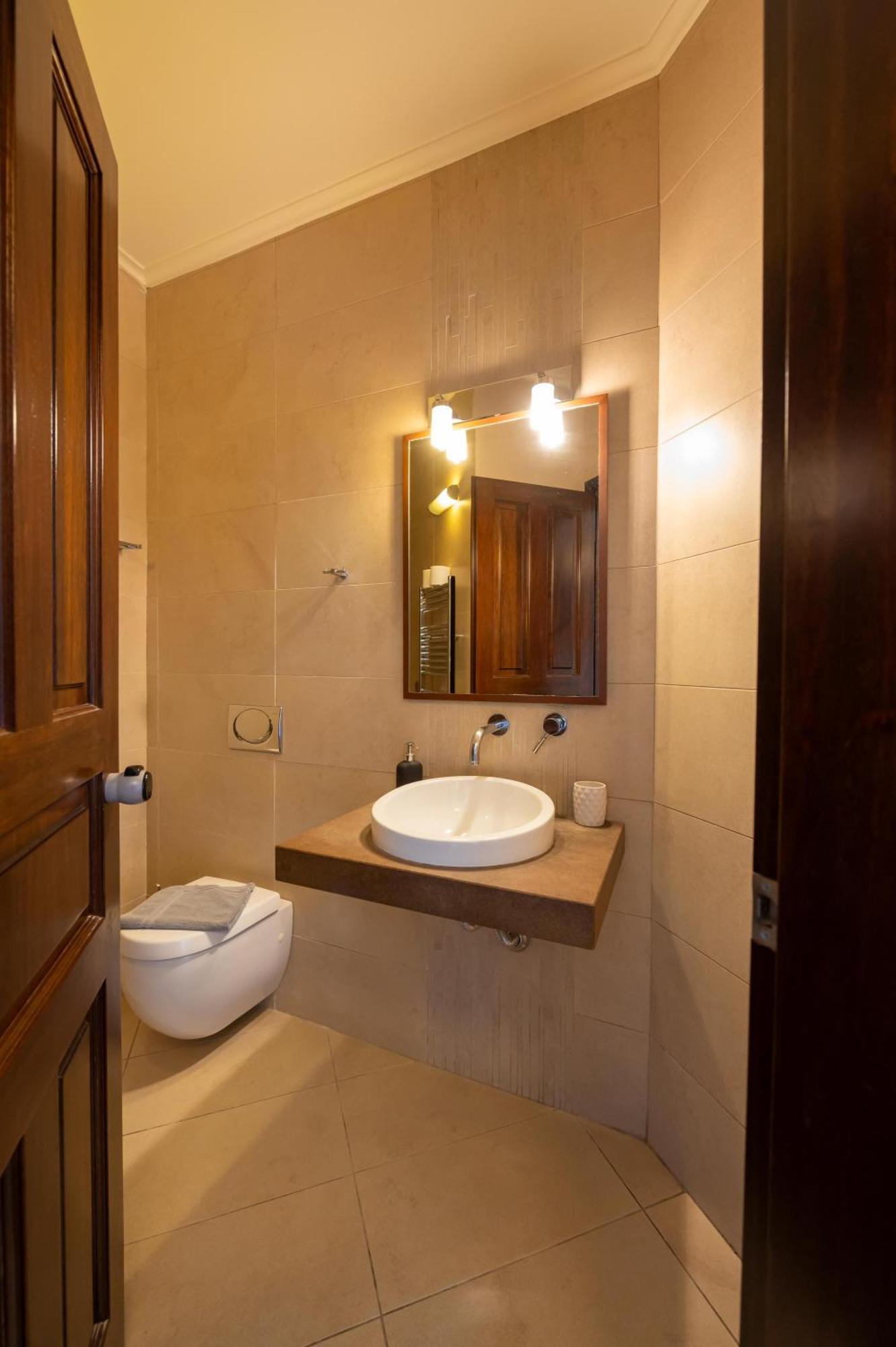 La Boheme Hotel Gíthio Kültér fotó